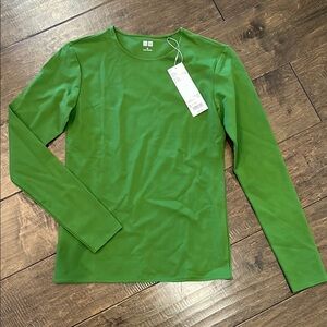 Uniqlo Long Sleeve Compression Under Layer Top